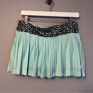 Lululemon pleat to street skirt skort pleated women’s size 8 tennis